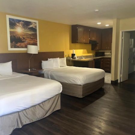 Days Inn By Wyndham Mission Valley-Sdsu San Diego Exterior photo